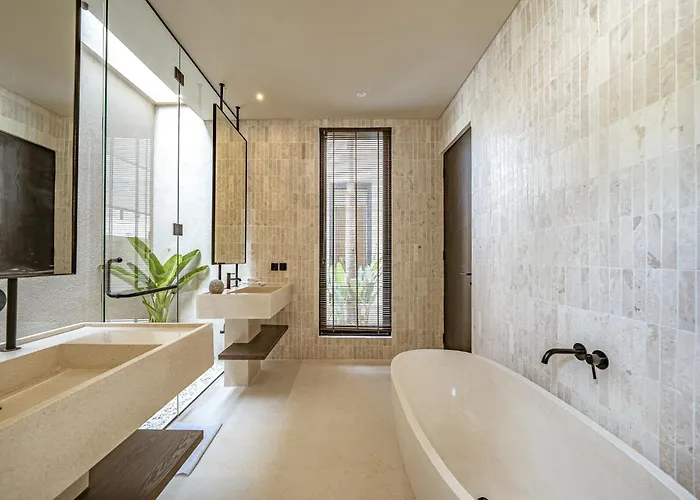 Bold - Modern Tropical Pool In Bingin * 乌鲁瓦图